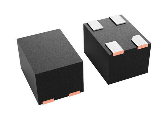 CDC6C025000EDLYRQ1 Integrierter Schaltkreislauf-Chip Automotive LVCMOS Ausgang Bulk-Acoustic-Wave-Oszillator VSON-4