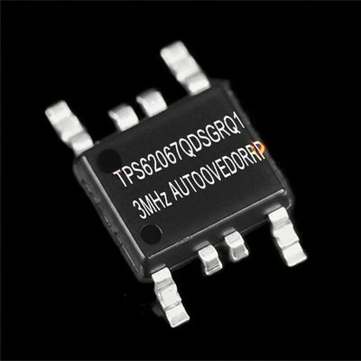 Integrierter Schaltkreislauf Chip TPS62067QDSGRQ1 3MHz 2A Automobil Step-Down Converter