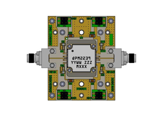 QPM2239EVB1 Eingebettete Lösungen 13 GHz bis 15,5 GHz GaN-Leistungsverstärker Modul Evaluation Board